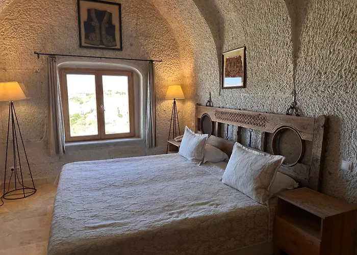 Kistar Cave Hotel